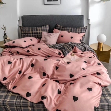 Постельное белье Сердца в клеточке Бязь люкс - Двуспальная на резинке, фото 1