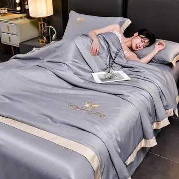 Шовкова постільна білизна з одеялом на синтепоні, фото 1