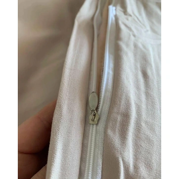 Постільна білизна Koloco страйп-сатин з ПРОСТІЛЮ НА РЕЗИНЦІ Полуторна, фото 1